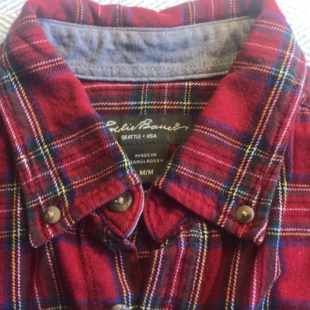 EDDIE BAUER Men's Medium Red  Plaid Flannel Button Down  USED Good Condition - Picture 11 of 15